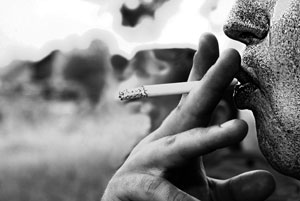 Quitting Smoking Can Improve Back Pain